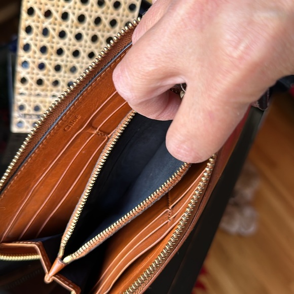 CHLOE preowned brown leather long wallet! - Picture 8 of 8